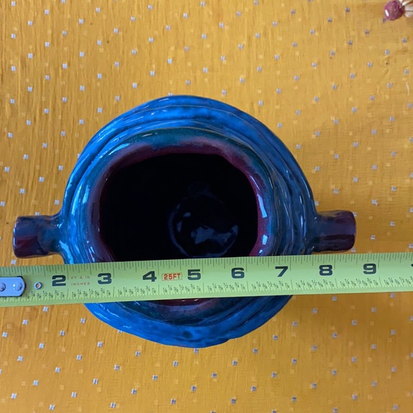 Artisan made ceramic vase - Picture 9 of 15